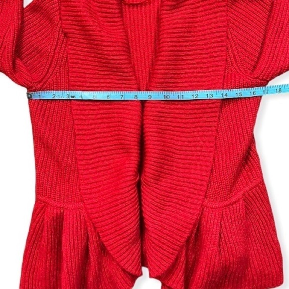 Cable & Gauge Cherry Red Thick Knit Ruffle Sweater sz M - Picture 7 of 14